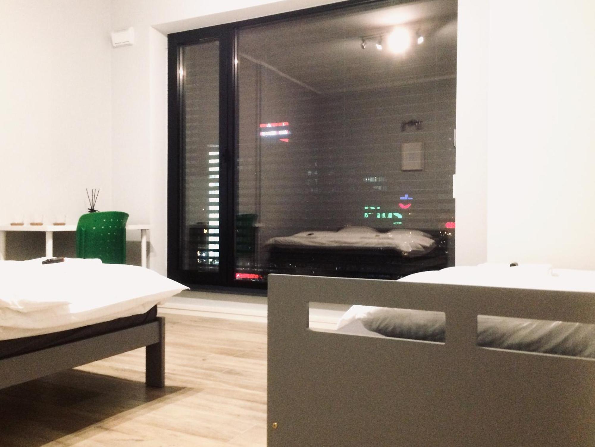 Fractal Guest Rooms - Poznan Centrum Andersia Square & Old Town 客房 照片