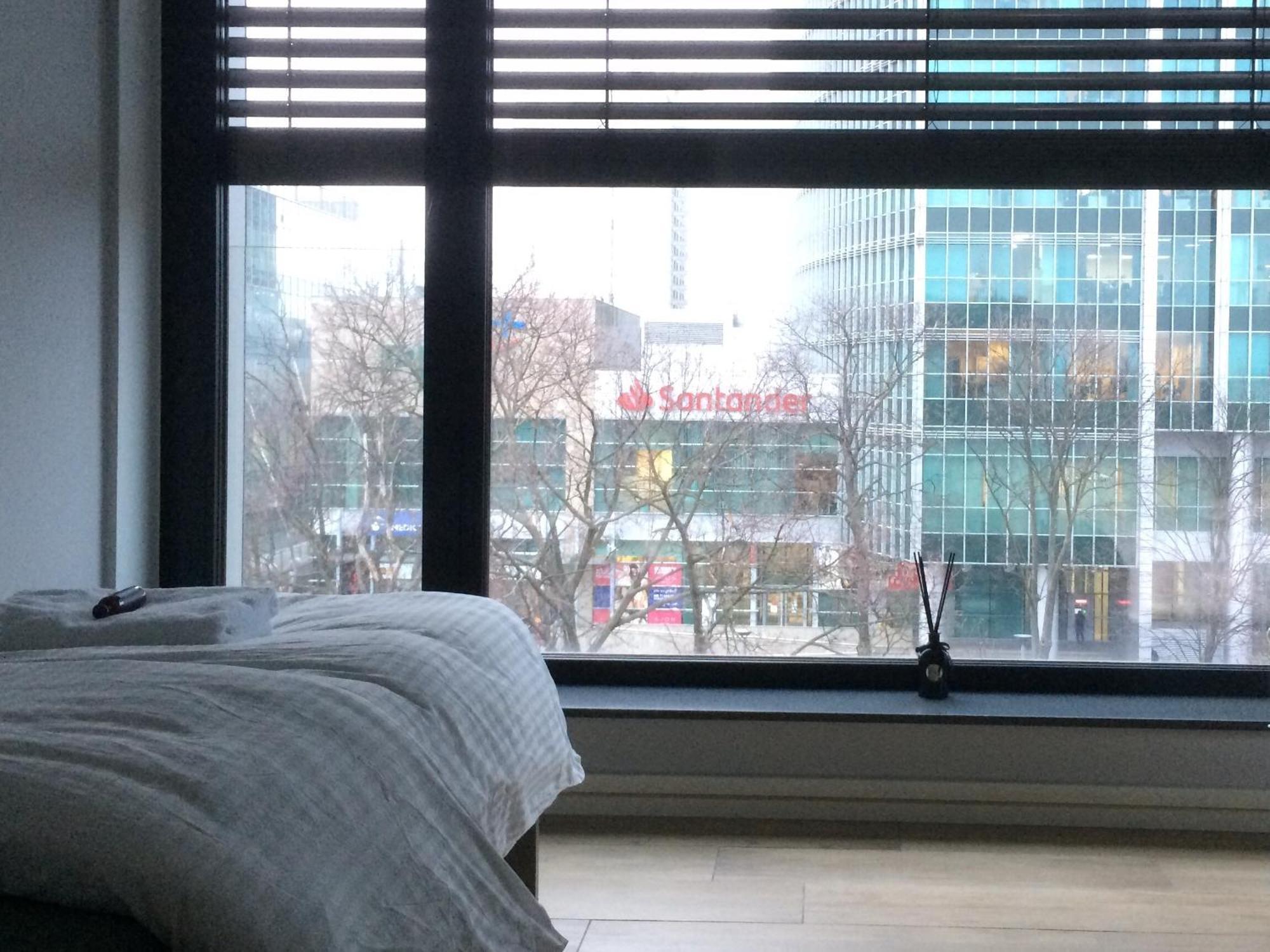 Fractal Guest Rooms - Poznan Centrum Andersia Square & Old Town 客房 照片