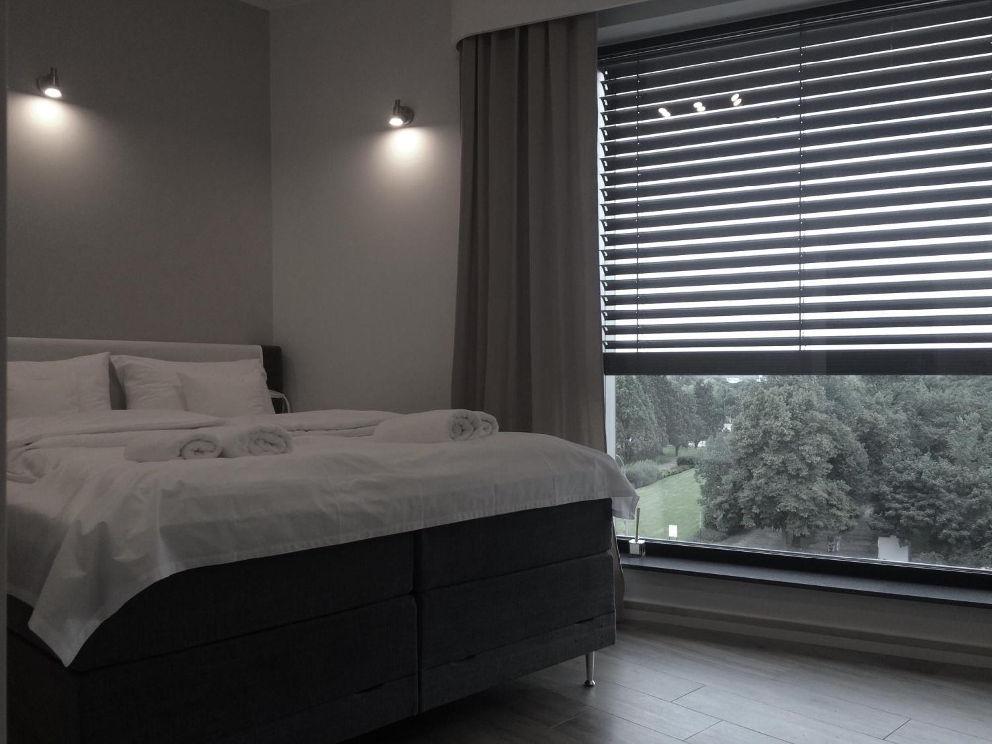 Fractal Guest Rooms - Poznan Centrum Andersia Square & Old Town 外观 照片