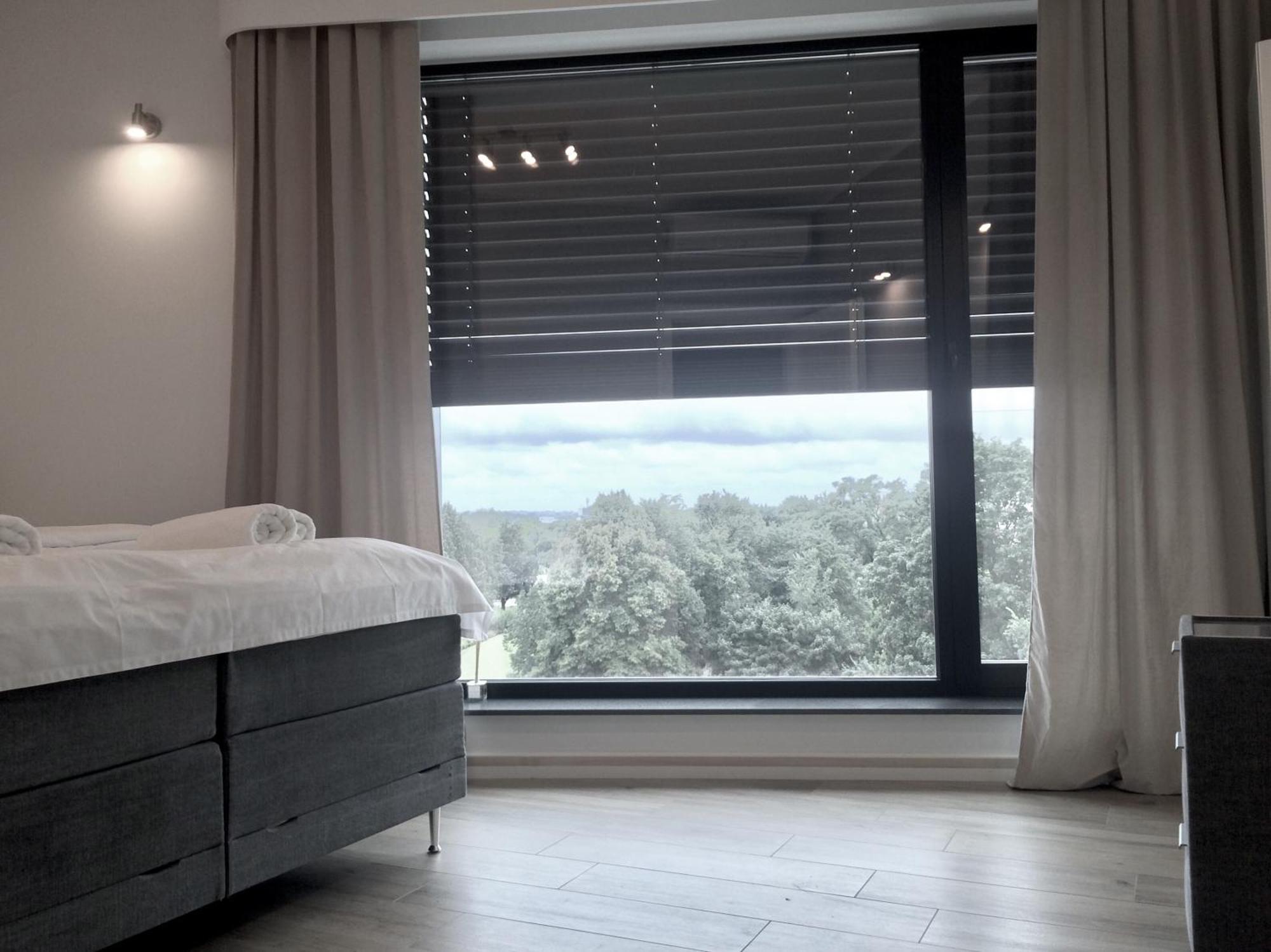 Fractal Guest Rooms - Poznan Centrum Andersia Square & Old Town 客房 照片