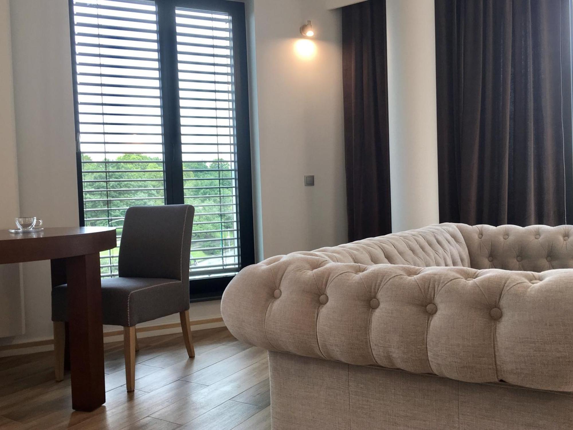 Fractal Guest Rooms - Poznan Centrum Andersia Square & Old Town 外观 照片